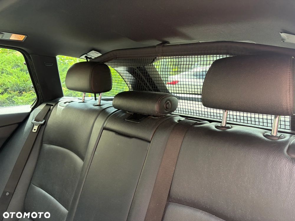 BMW Seria 5 520d - 14