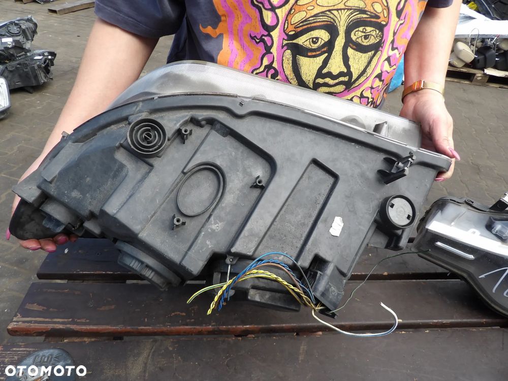 BMW - E84,X1 - LCI - PRAWA LAMPA PRZEDNIA - UK - 7290236 - 6