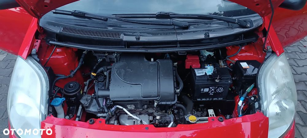 Toyota Yaris - 11