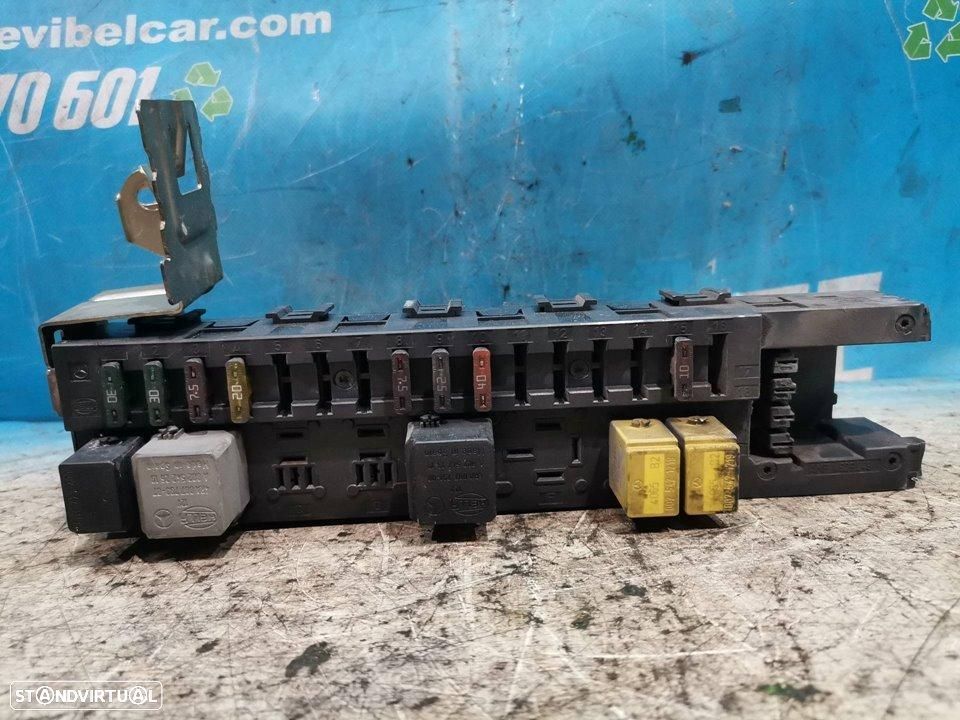 CAIXA DE RELES FUSÍVEIS MERCEDES-BENZ CLASE C BM 203 BERLINA - 1