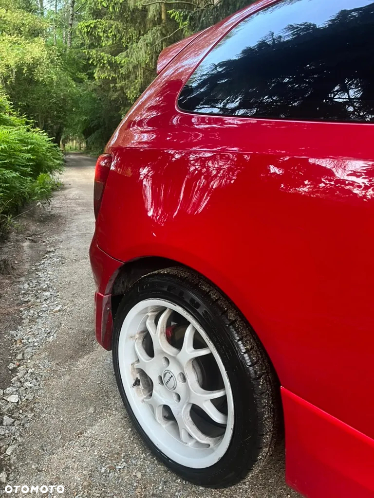 Honda Civic 1.6i Sport - 11