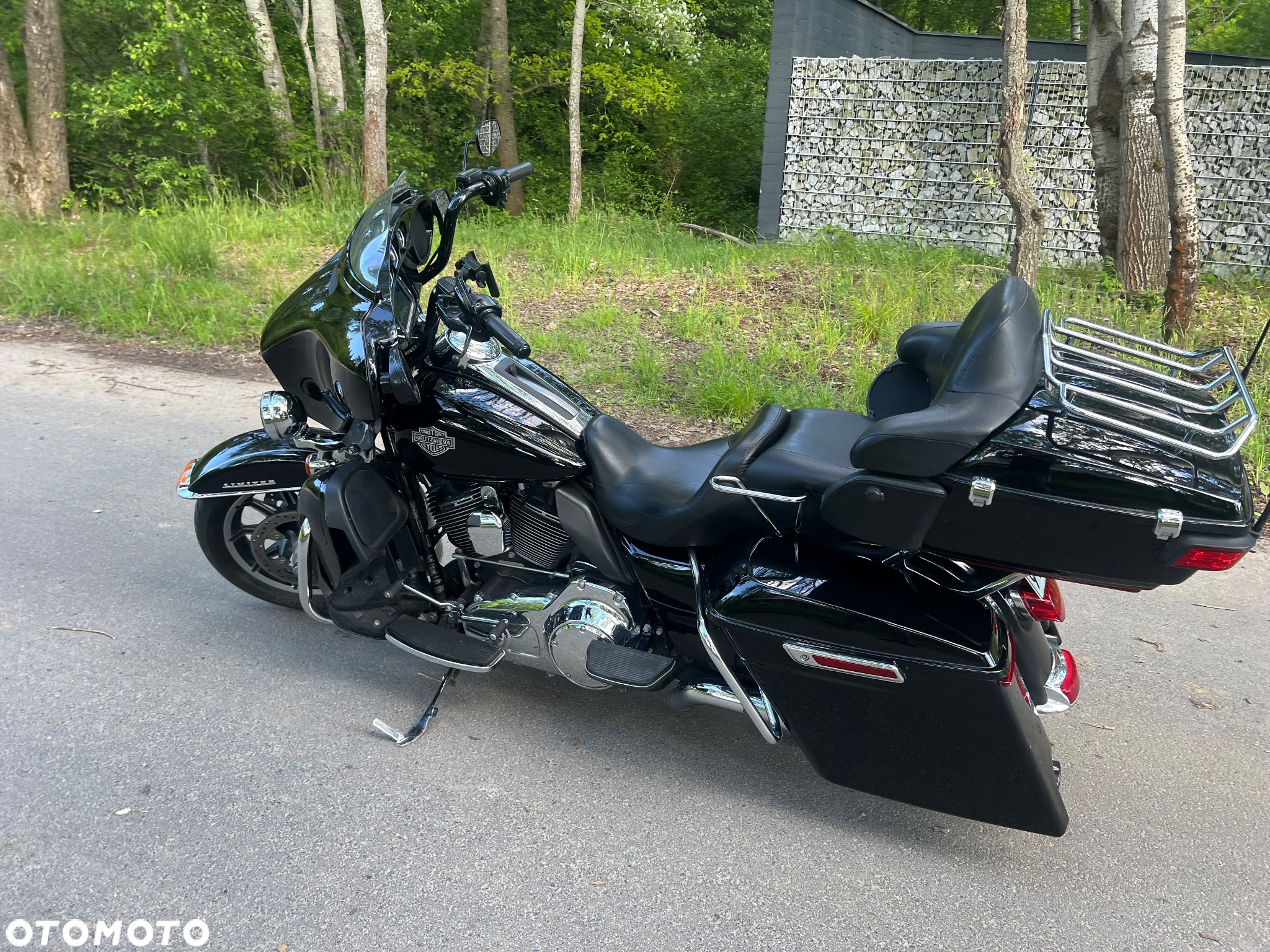 Harley-Davidson FLH Electra Glide - 4