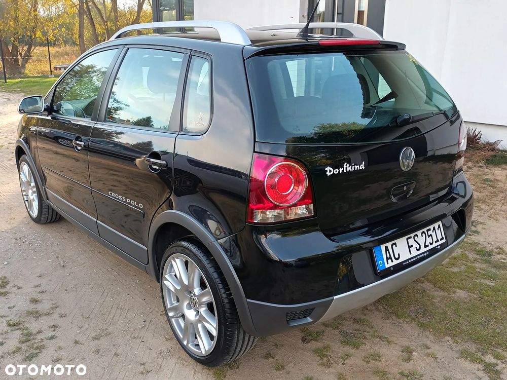 Volkswagen Polo Cross 1.6 - 18