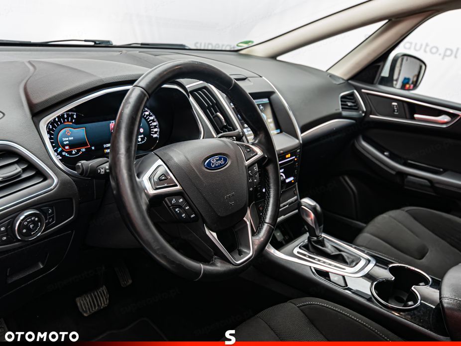 Ford S-Max - 10