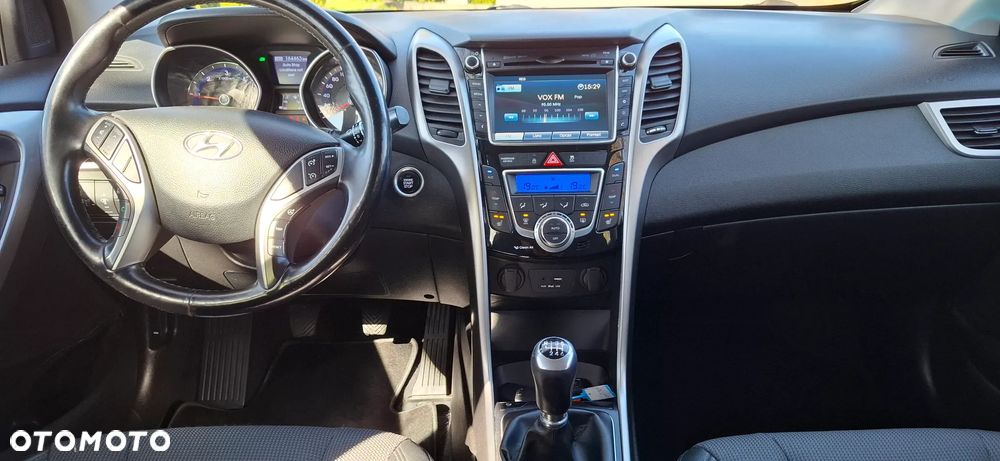 Hyundai i30 1.6 CRDI Intro Edition - 10