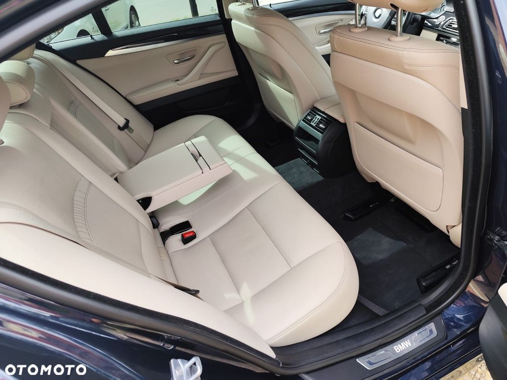 BMW Seria 5 520d Luxury Line - 20
