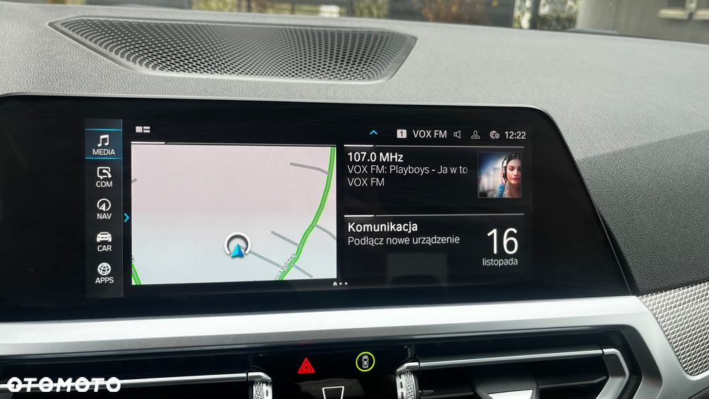 BMW Seria 3 330e PHEV sport - 25