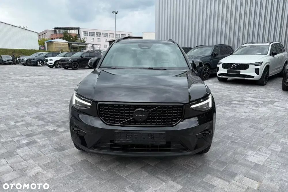 Volvo XC 40 B3 Core - 4