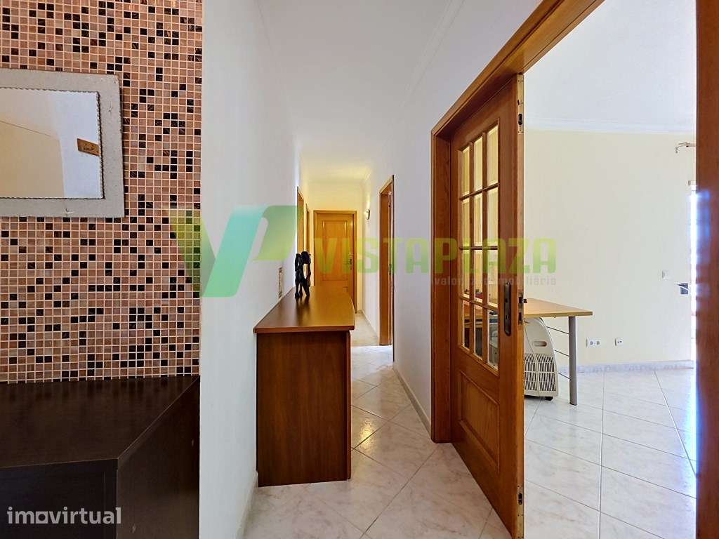 Apartamento T2 nas Sesmarias, Portimão, em Zona Tranquila e Perto d... - Grande imagem: 2/23