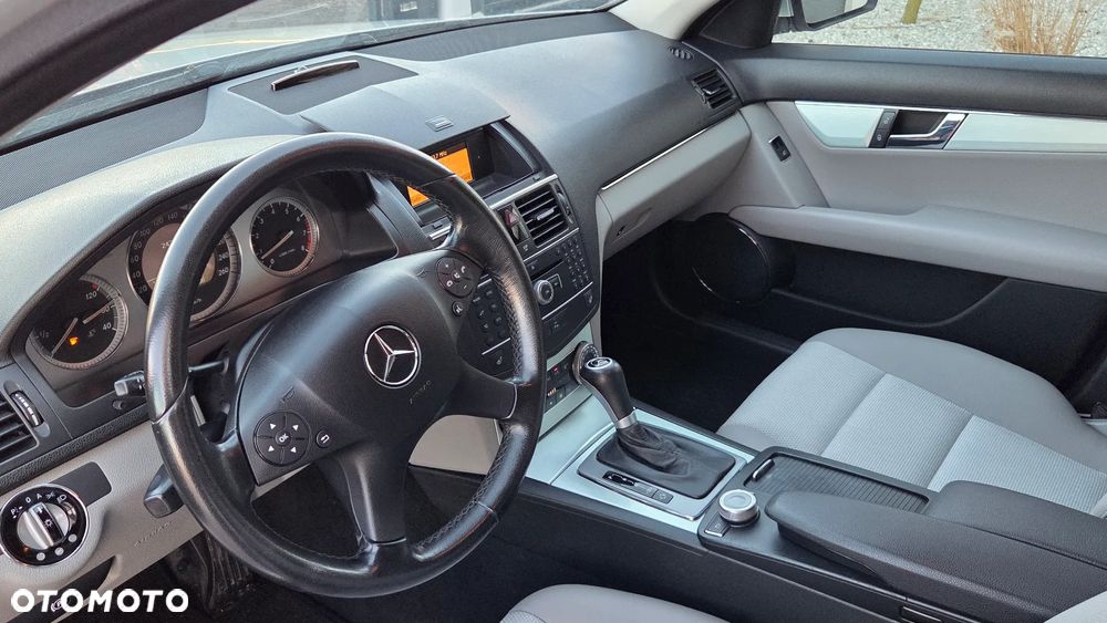 Mercedes-Benz Klasa C - 29