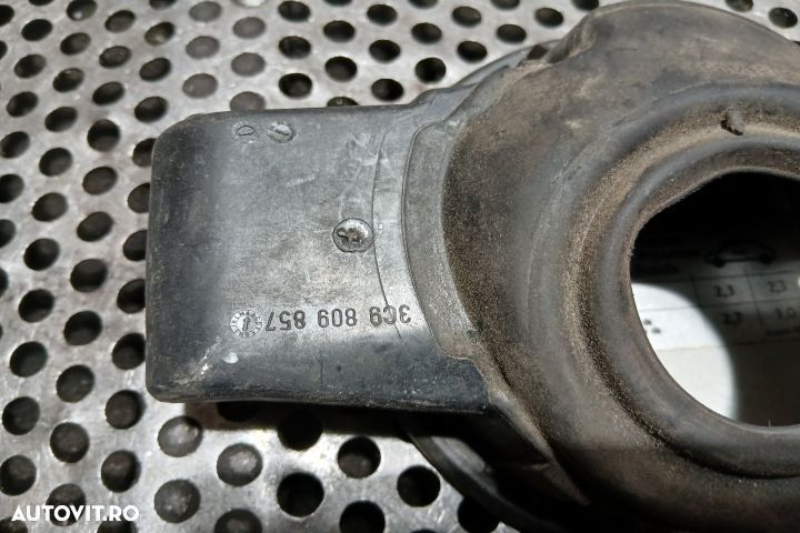 Usita rezervor 3C9809857 3C9809857 Volkswagen VW Passat B6 [2005 - 20 - 3