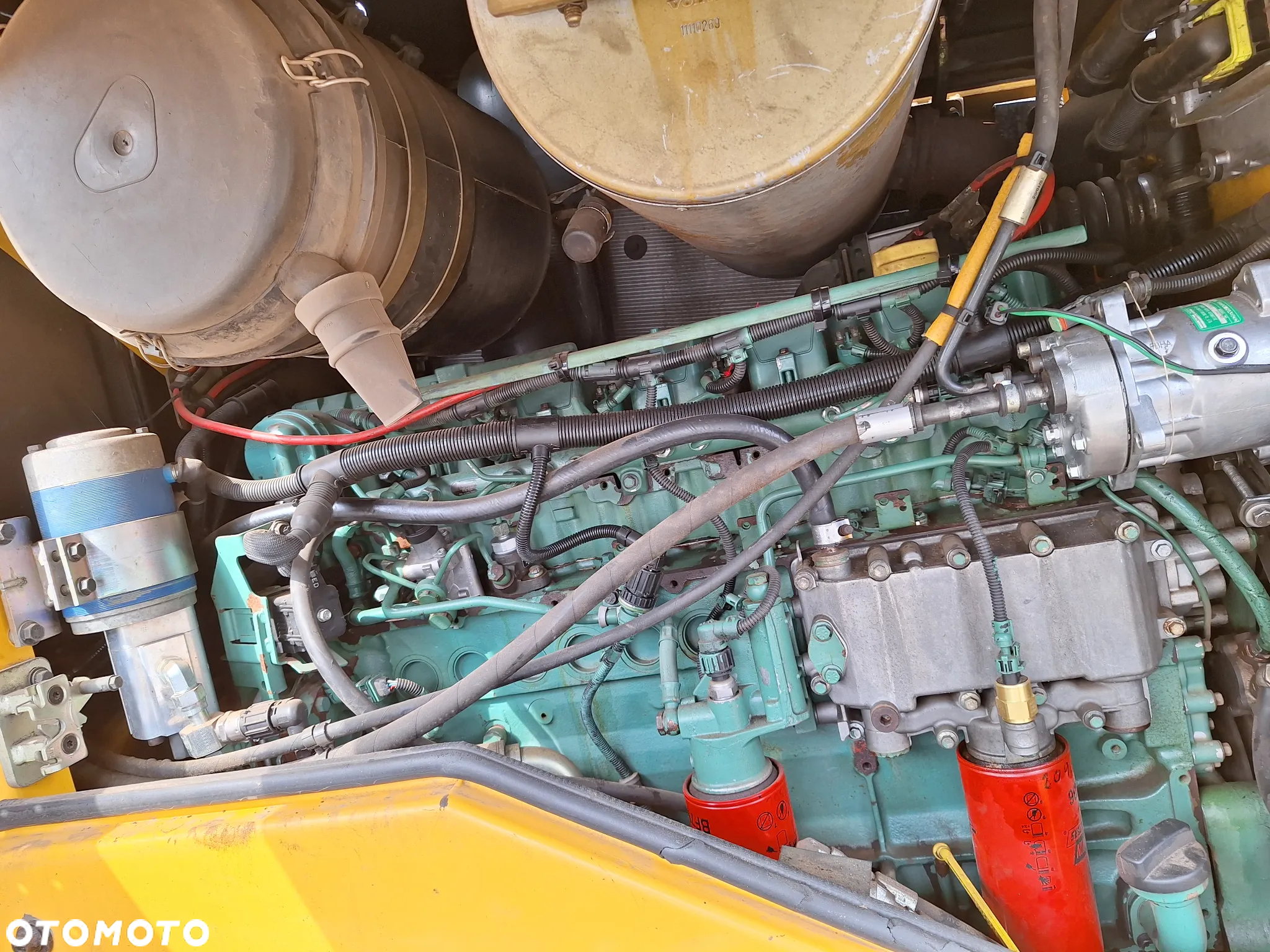 Volvo L120F - 16