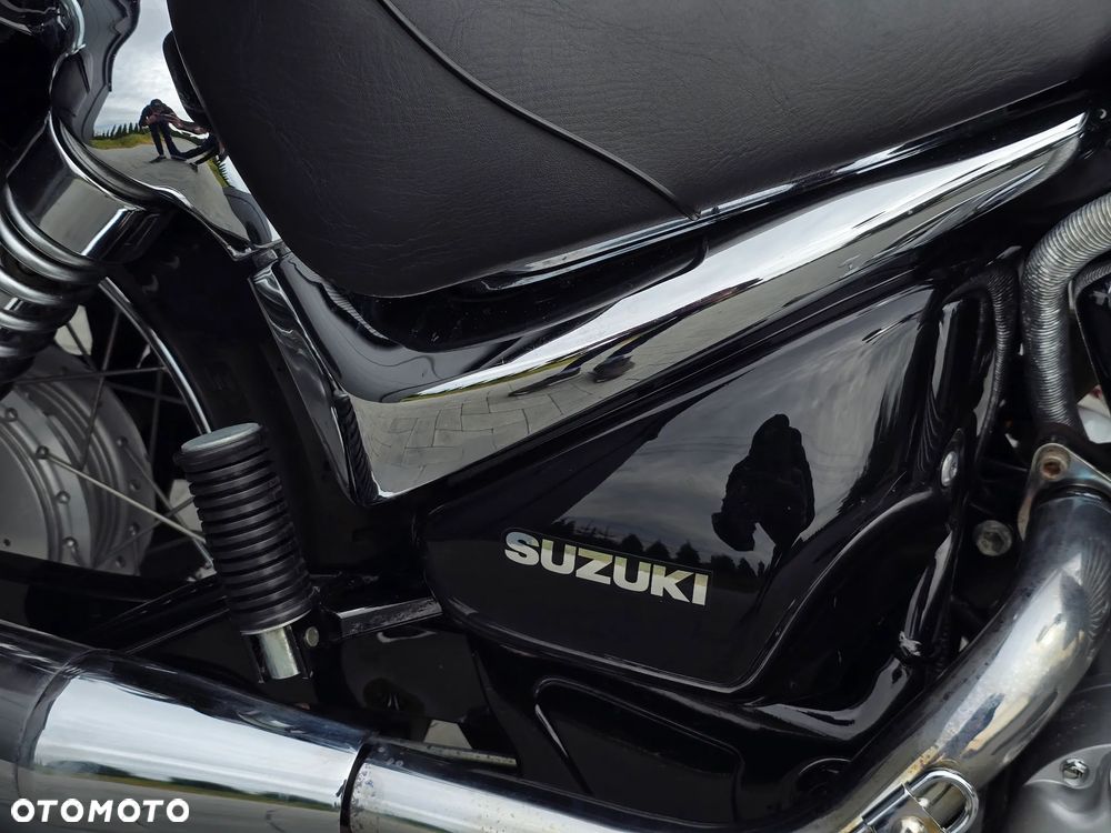 Suzuki Intruder - 25