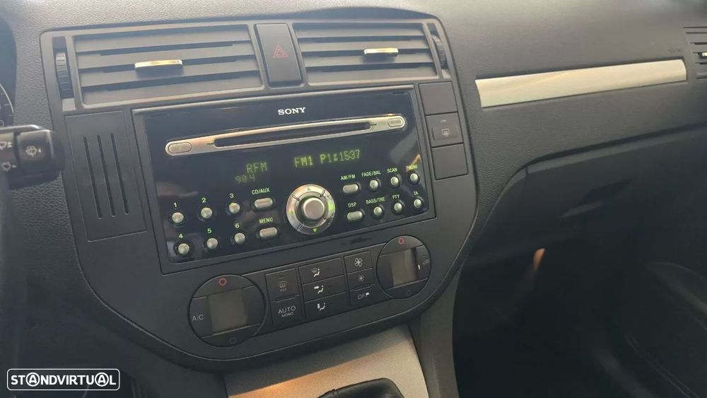 Ford Focus C-Max 1.6 TDCi Ghia - 35