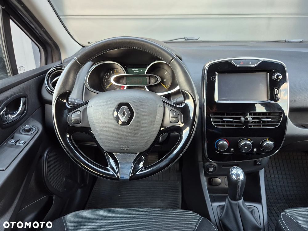 Renault Clio 1.2 16V Intens - 12