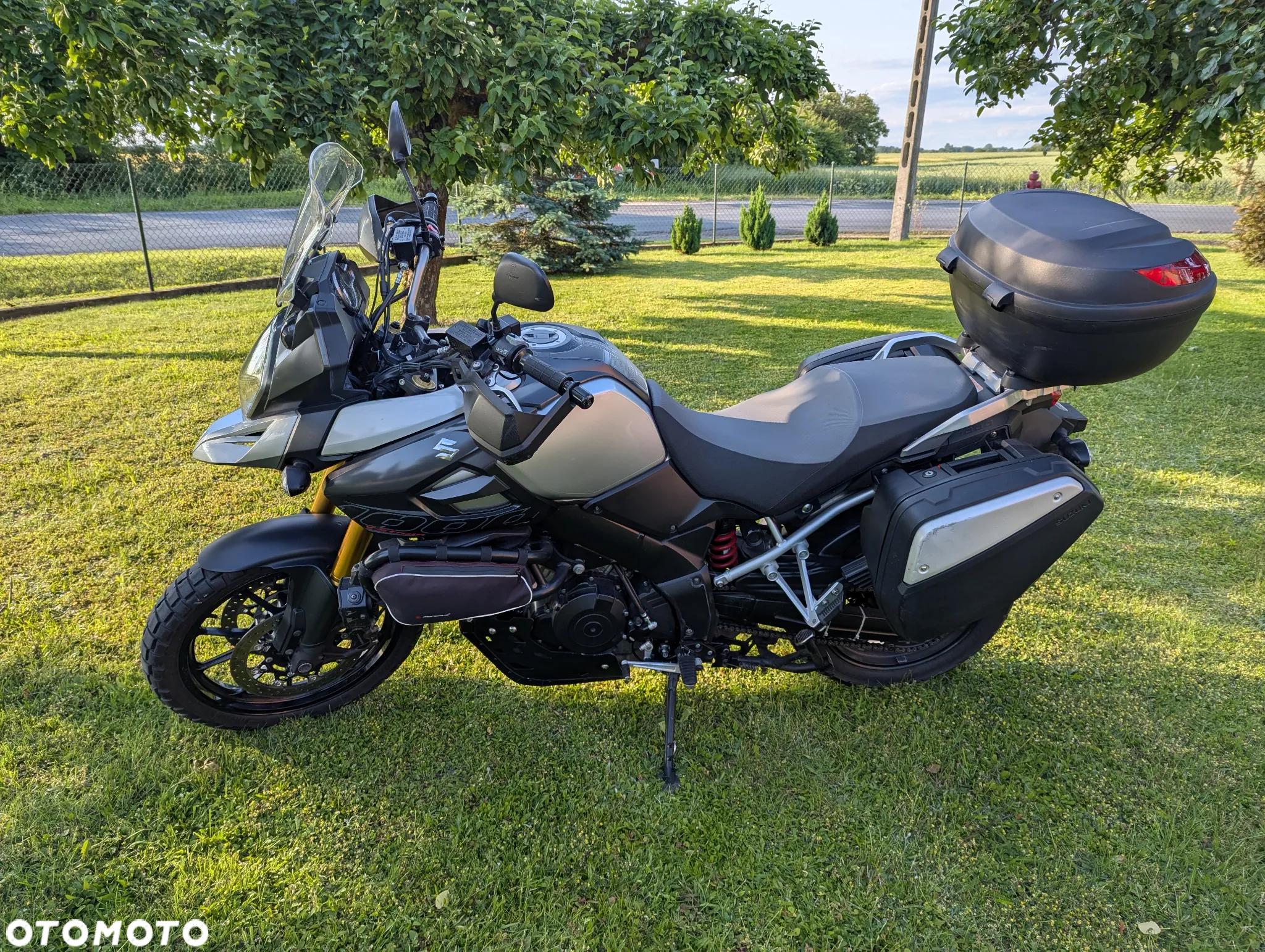 Suzuki DL - 4