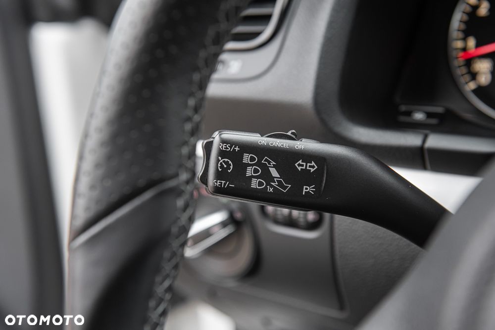 Volkswagen Scirocco 1.4 TSI R-Style DSG - 19