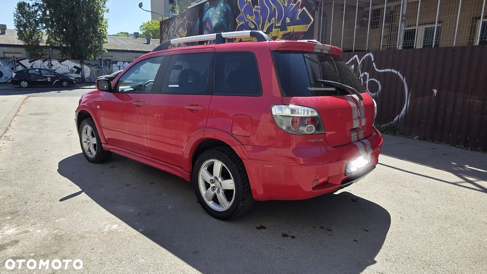 Mitsubishi Outlander 2.0 Turbo 4WD - 28