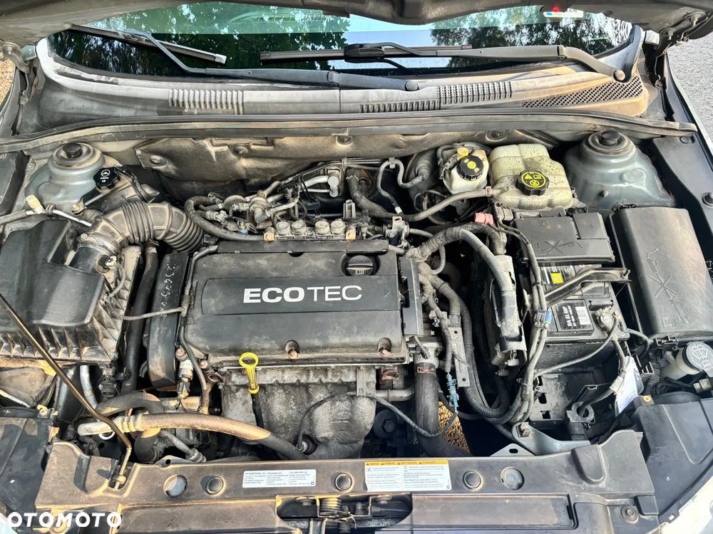 Chevrolet Cruze 1.6 LS+ - 14