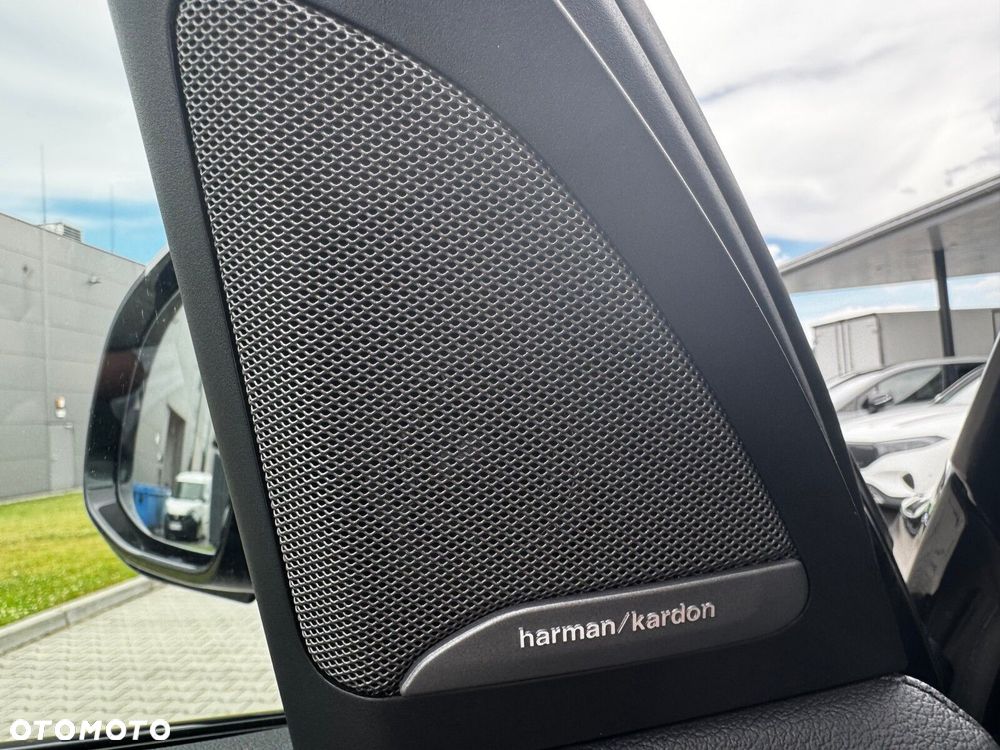 BMW X7 - 33