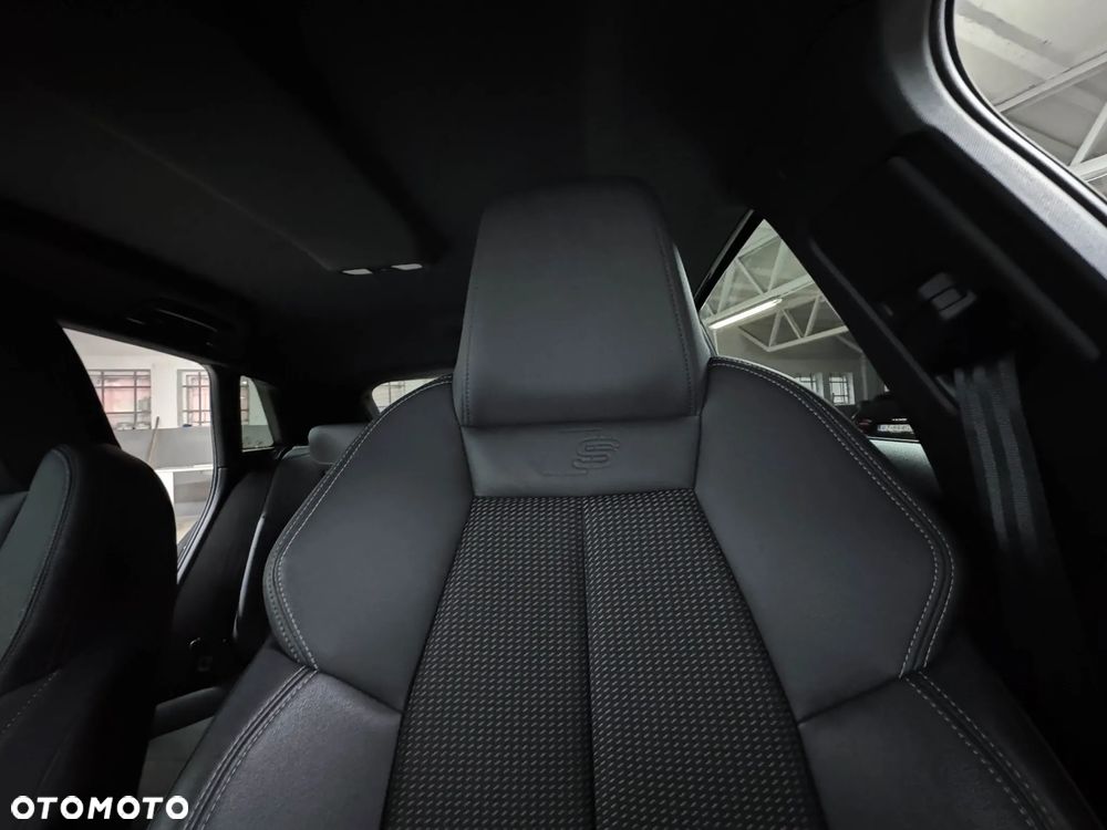 Audi A3 Sportback 2.0 TDI S tronic S line Sportpaket - 23