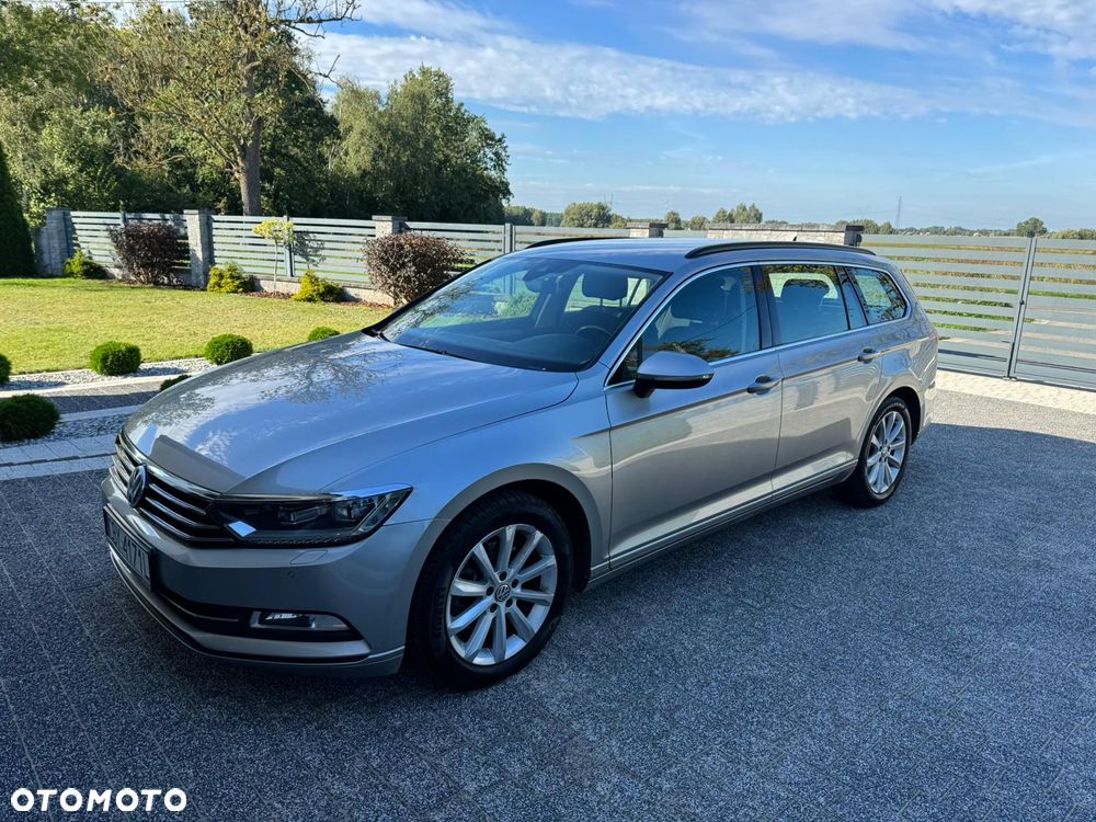 Volkswagen Passat Variant 2.0 TDI BMT Comfortline - 23