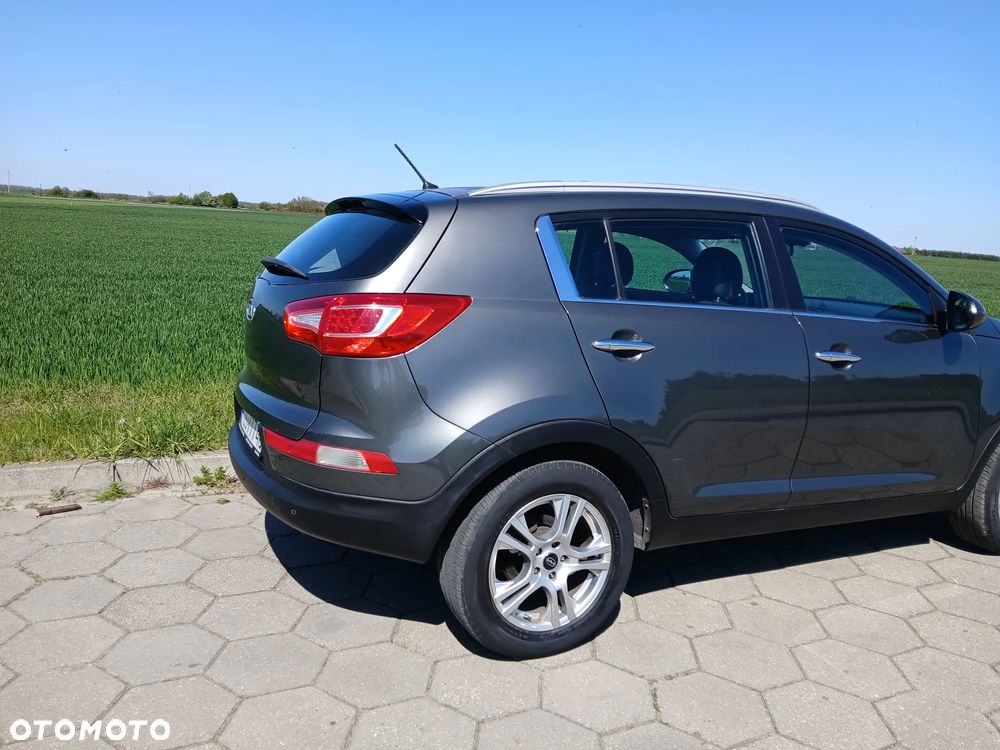 Kia Sportage 1.7 CRDI 2WD ISG Dream-Team Edition - 12