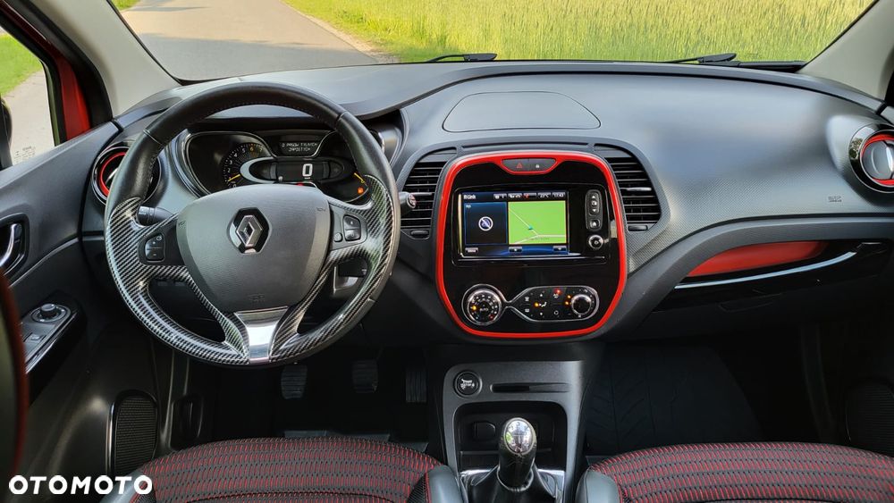Renault Captur 0.9 Energy TCe Helly Hansen - 19