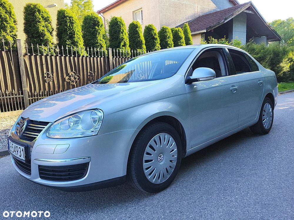 Volkswagen Jetta 1.9 TDI Comfortline - 6