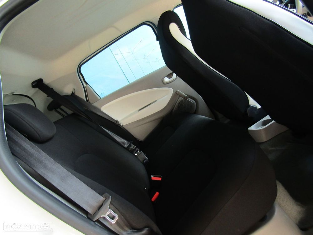 Renault Zoe - 11
