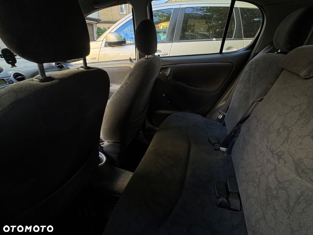 Toyota Yaris - 9