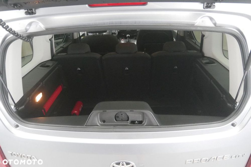 Toyota Proace Verso - 17