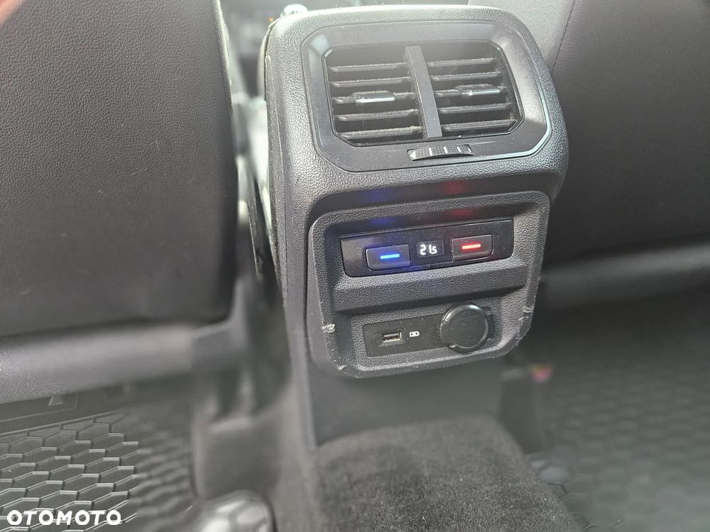 Volkswagen Tiguan 1.5 TSI EVO Comfortline - 25