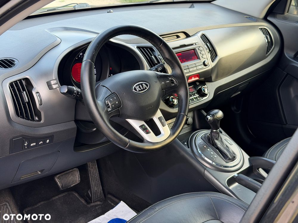 Kia Sportage 2.0 CRDI 4WD Automatik Vision - 22