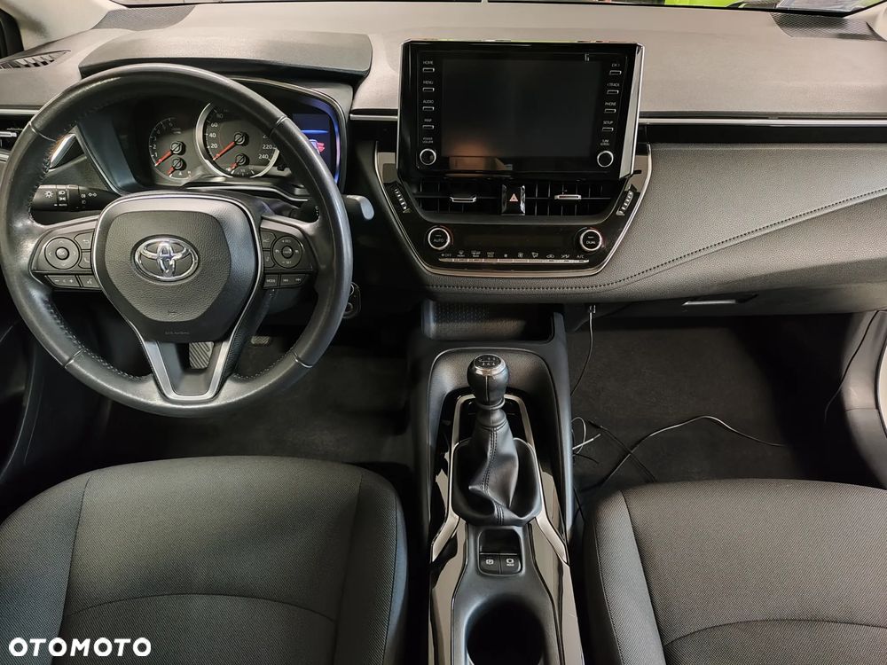 Toyota Corolla 1.6 Comfort - 23
