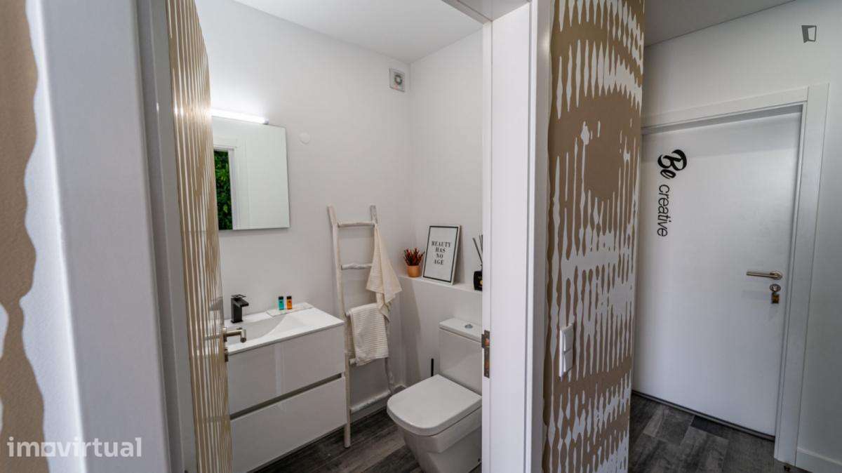 Quarto - localizado em Faro - Grande imagem: 4/33