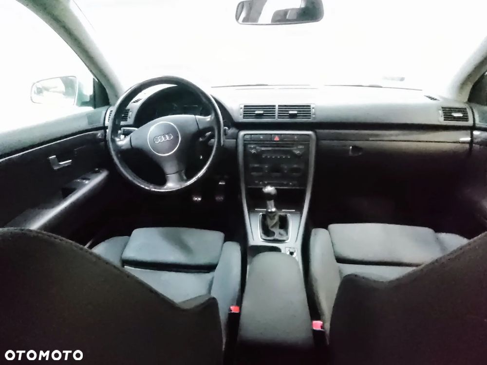 Audi A4 Limousine 1.8 T - 8