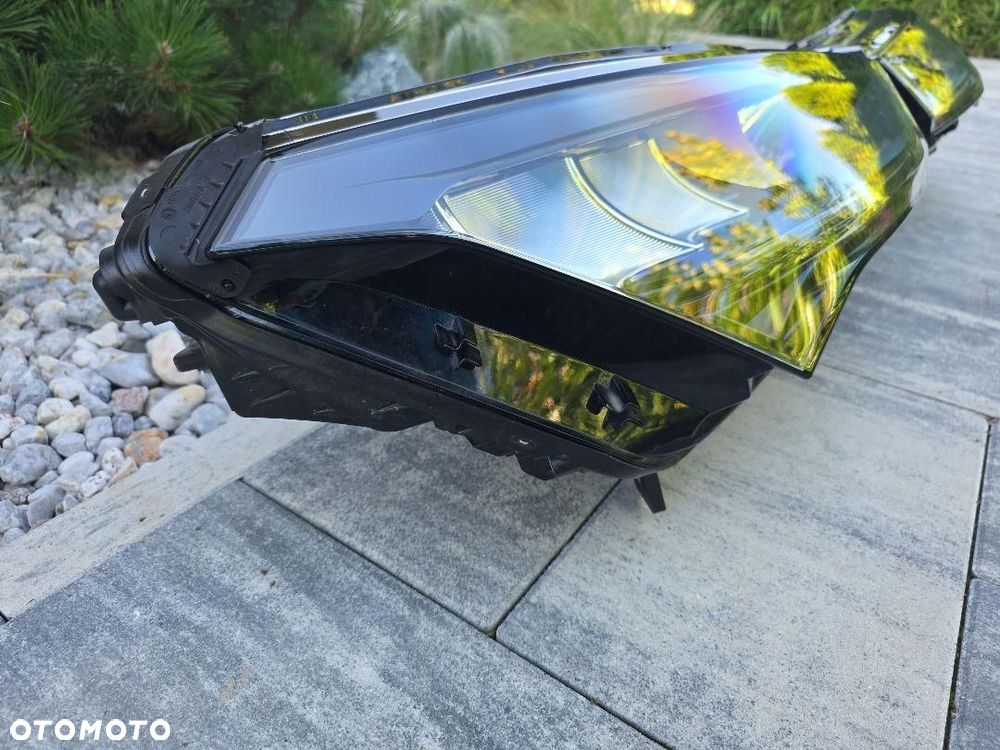 SKODA ENYAQ 5LB Lampy przód Full Led Base Eco Basic 5LB941015 5LB941016 - 7