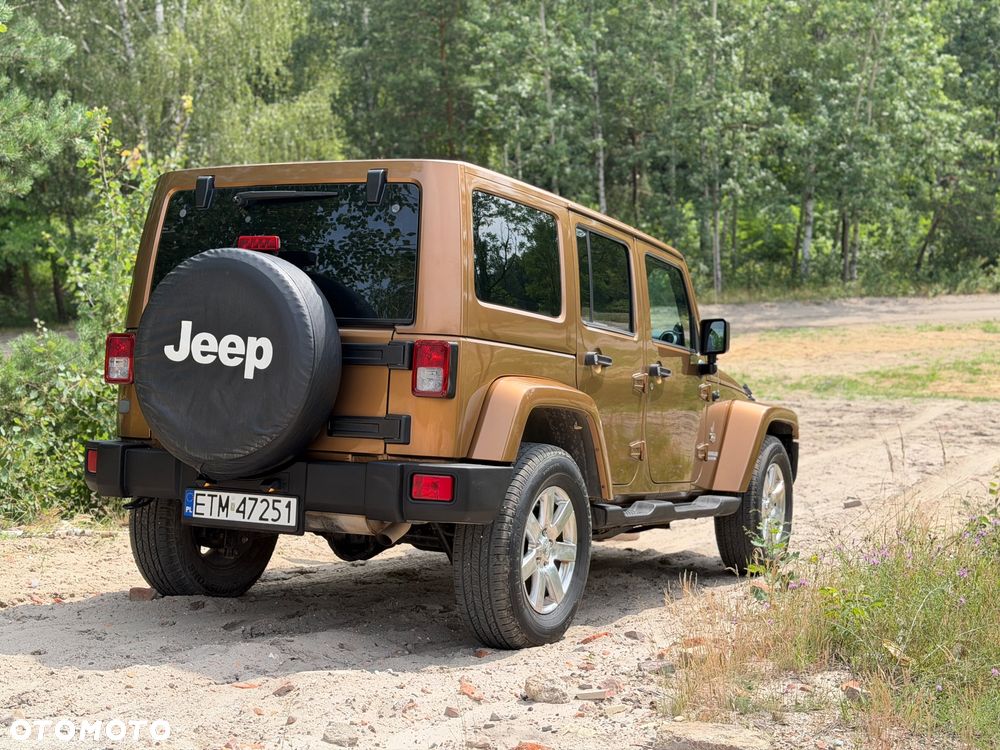 Jeep Wrangler Unlimited 3.8 Sahara - 5