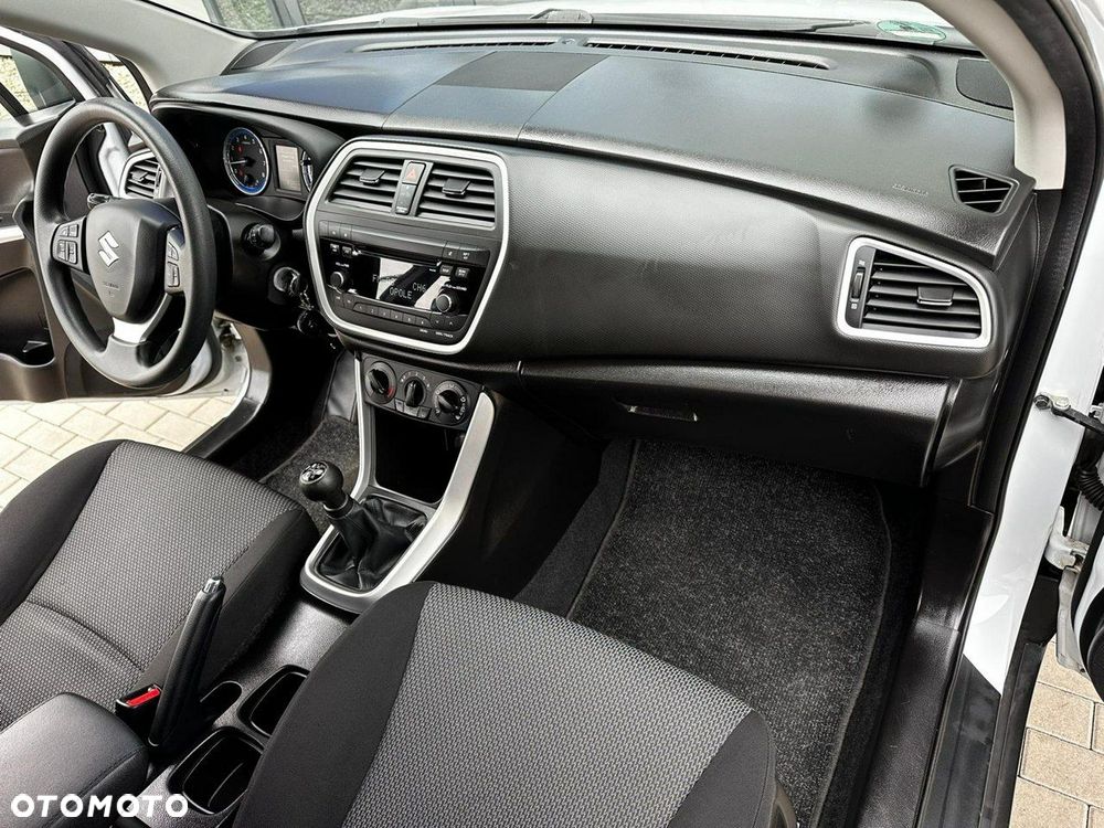 Suzuki SX4 S-Cross - 15