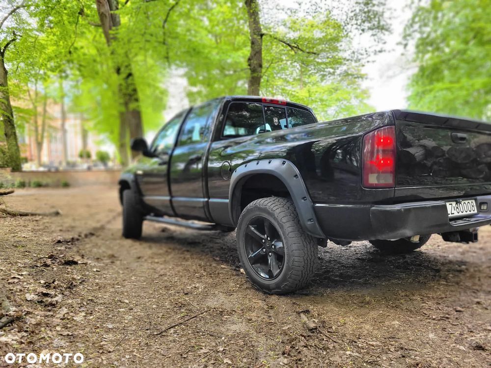 Dodge RAM - 6