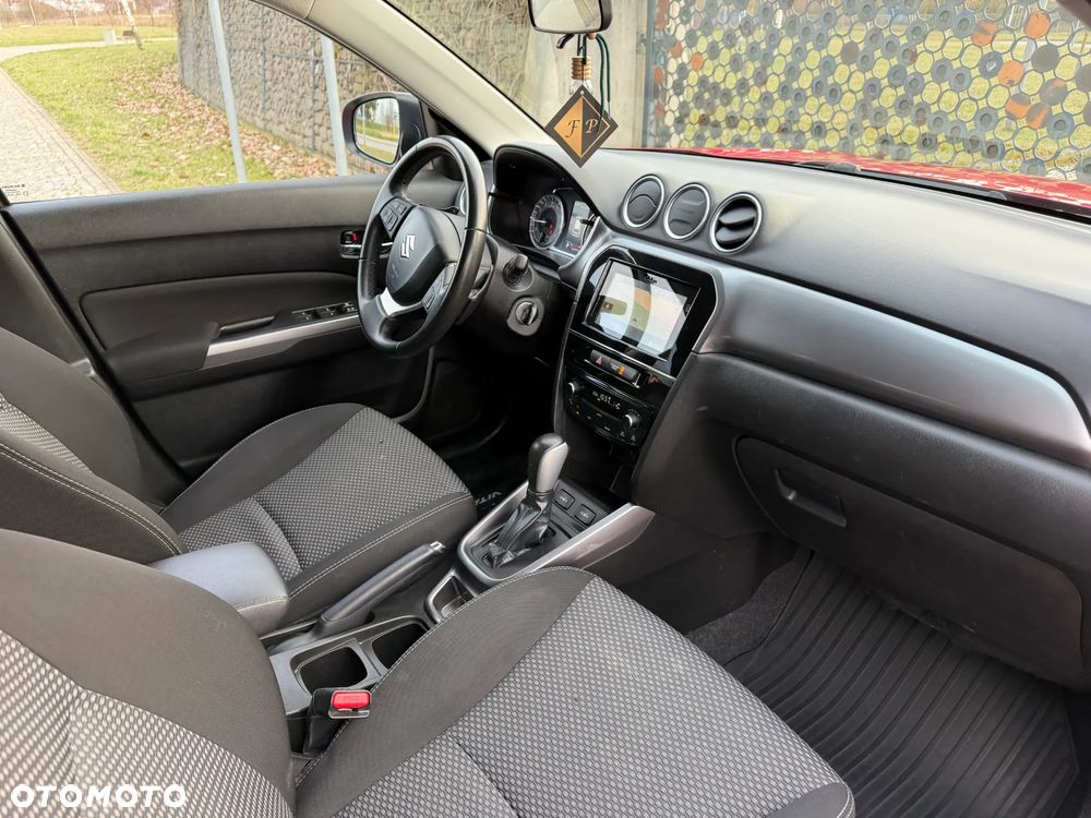 Suzuki Vitara 1.4 Boosterjet Premium 2WD - 23