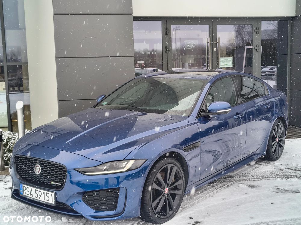 Jaguar XE 2.0 P300 AWD R-Dynamic S - 2