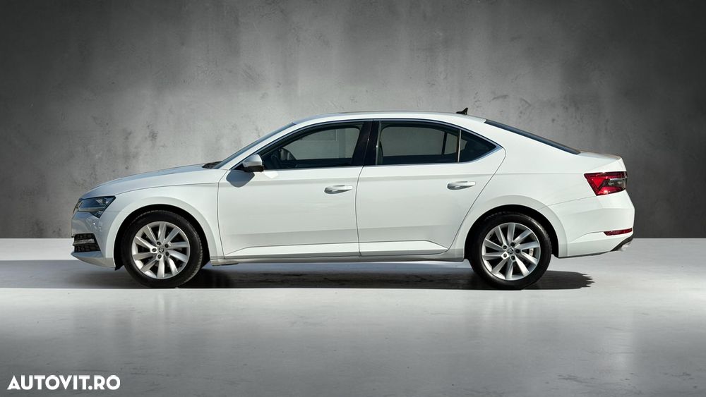 Skoda Superb 2.0 TDI DSG Ambition - 4
