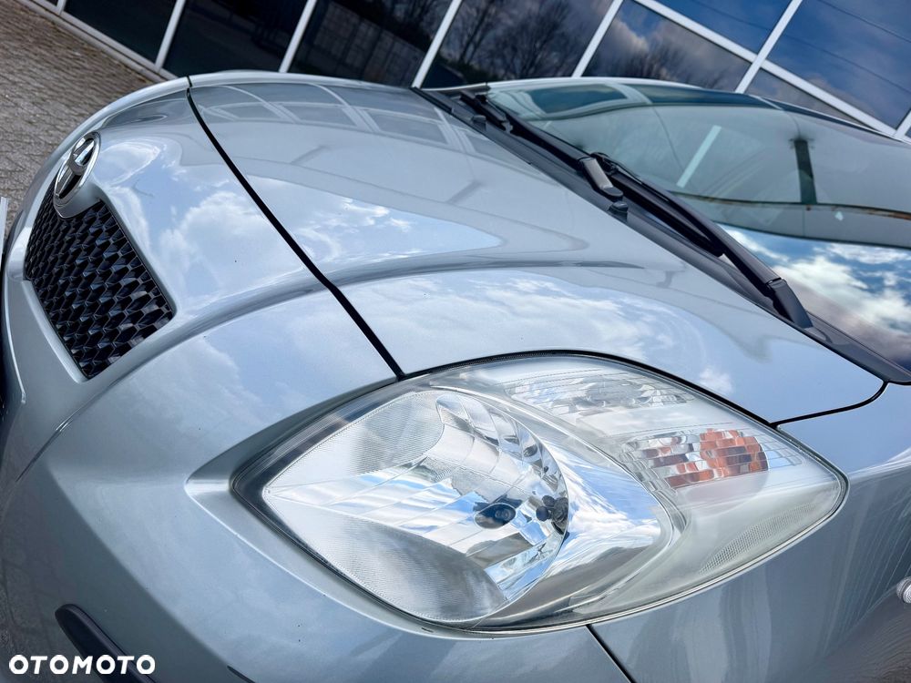 Toyota Yaris 1.3 Luna A/C - 27