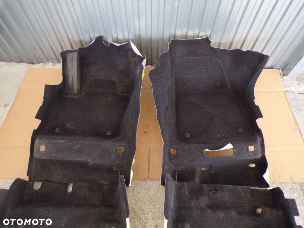 DYWAN WYKŁADZINA VOLVO XC40 II - 2