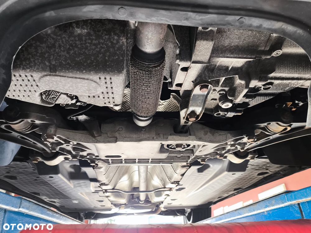 Volkswagen Scirocco 1.4 TSI DSG Team - 40
