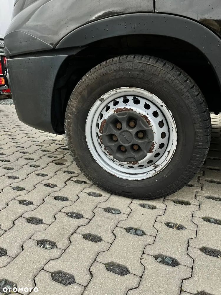 Iveco 35S18/P 3,0 l pneumatyczna tylna os. KURIER - 23