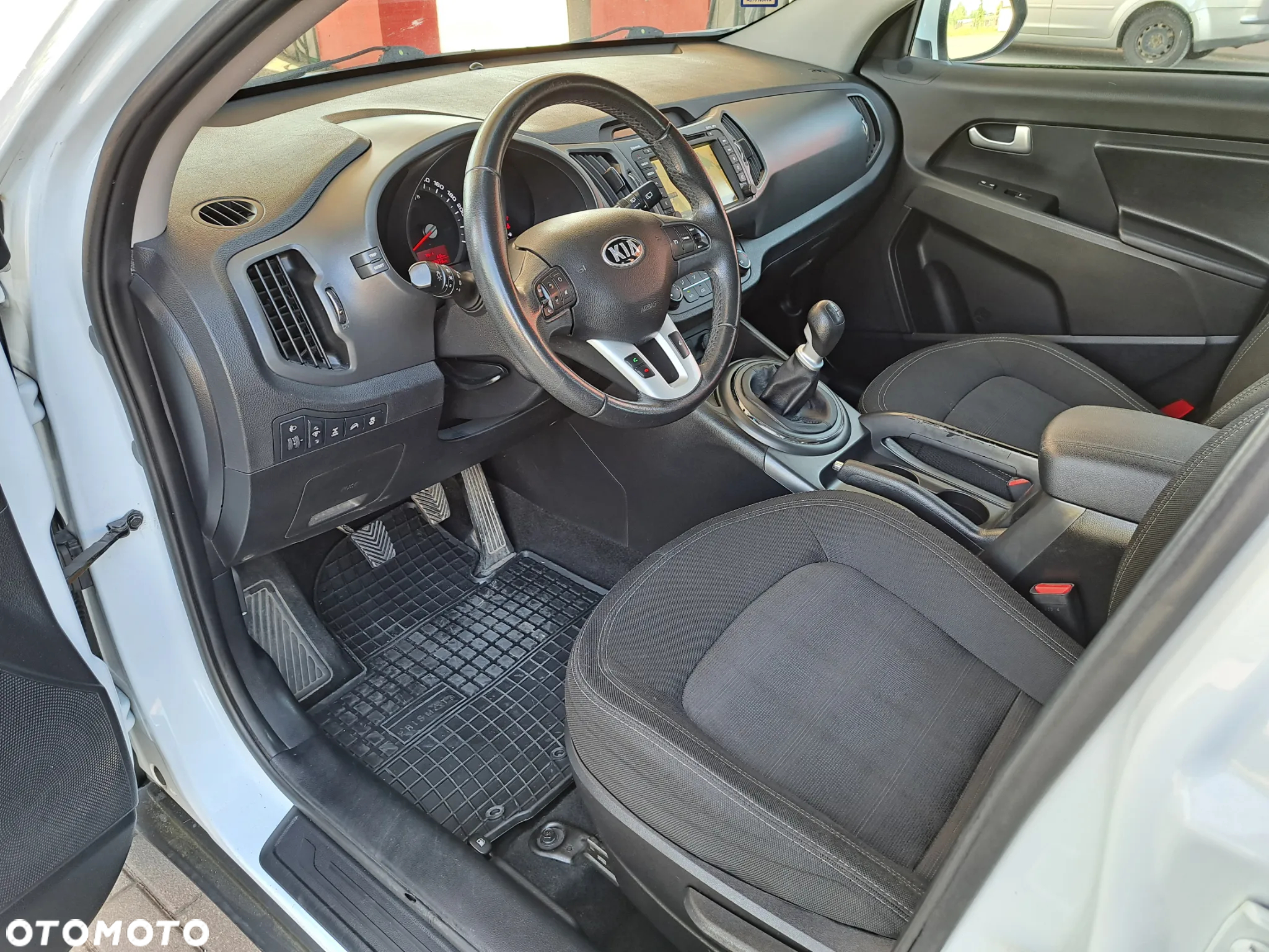 Kia Sportage - 13