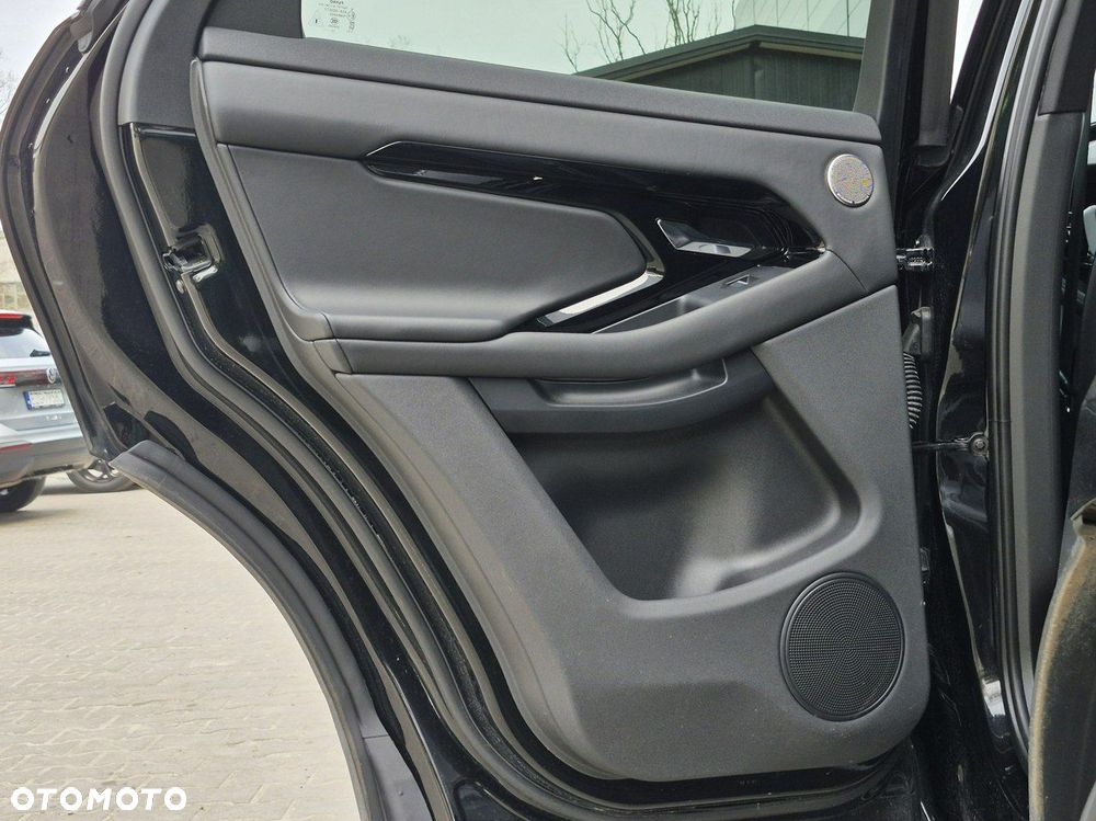 Land Rover Range Rover Evoque - 22